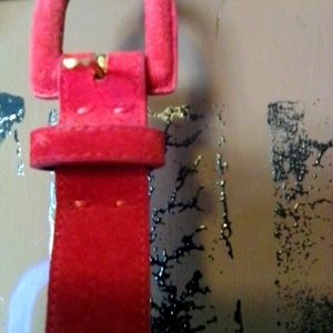 Woman's Ellen Tracey like new red velvet belt